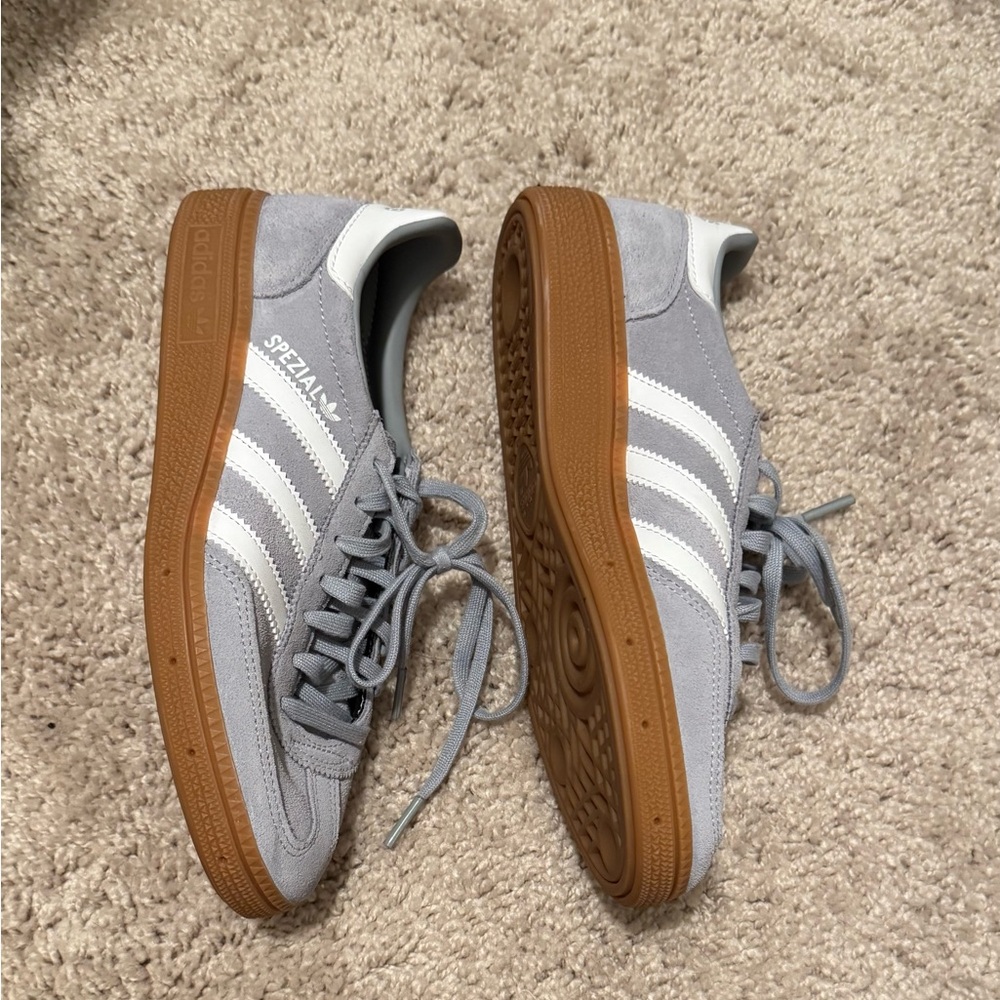 Adidas Gray and White Suede Handball Spezial Shoes - Picture 4 of 9